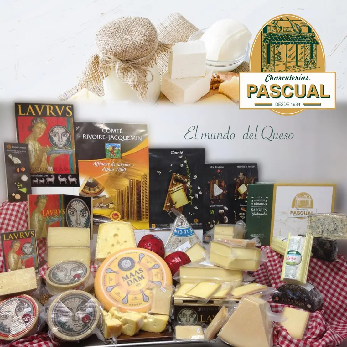 Tabla con quesos artesanos variados