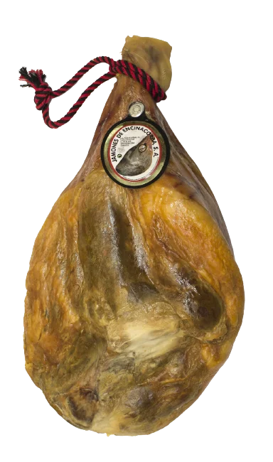 Pata de jamón ibérico en mesa de corte