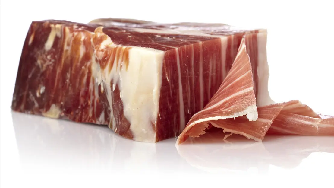 Jamón ibérico deshuesado y envasado